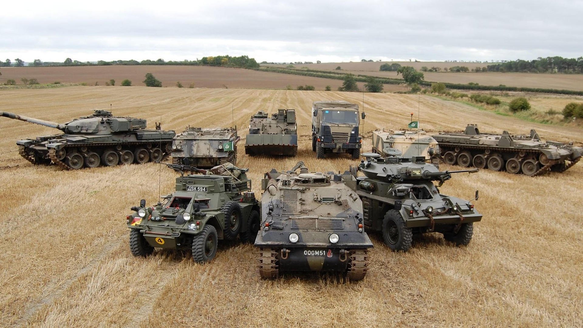 赛道与草坪的战术博弈，当亚特兰大在DRS区锁定瑞士