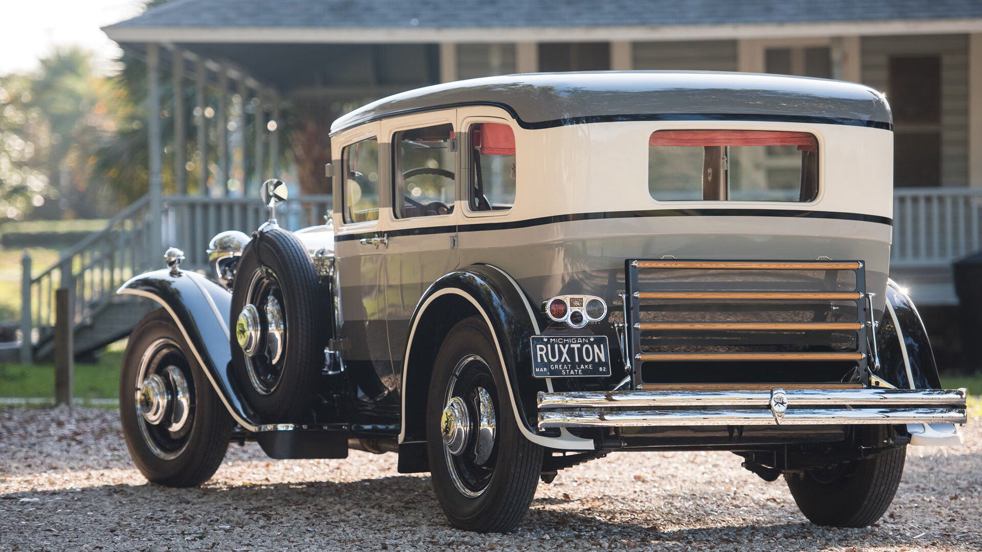 爱游戏tv-新王与旧神的对决，当雄鹿绝杀快船，福克斯成了加时赛的上帝